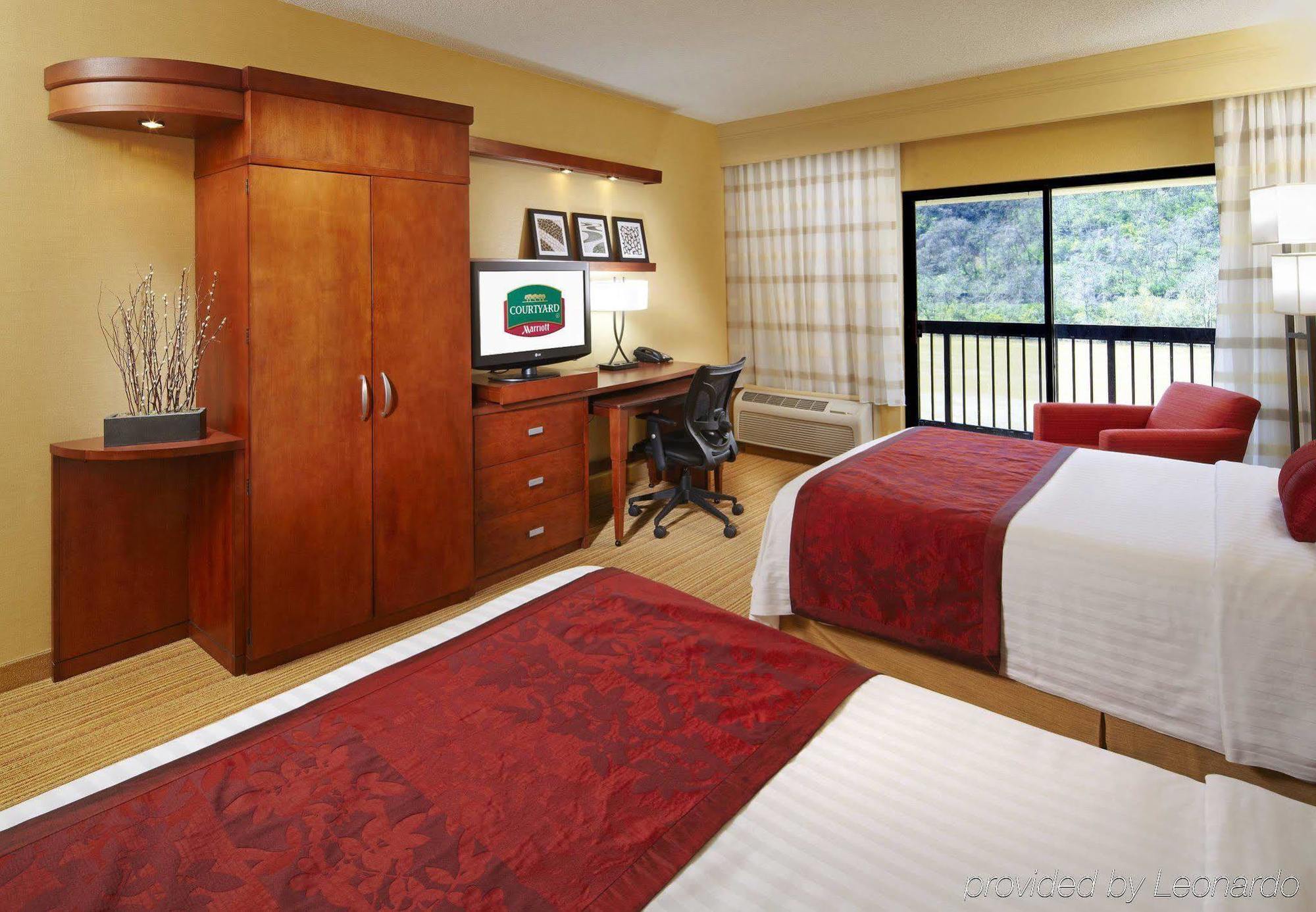 Courtyard By Marriott Pittsburgh West Homestead Waterfront Экстерьер фото